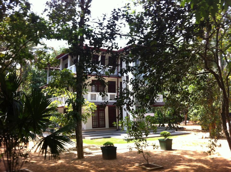 Gem Field Rest Bed & Breakfast Ратнапура Екстериор снимка
