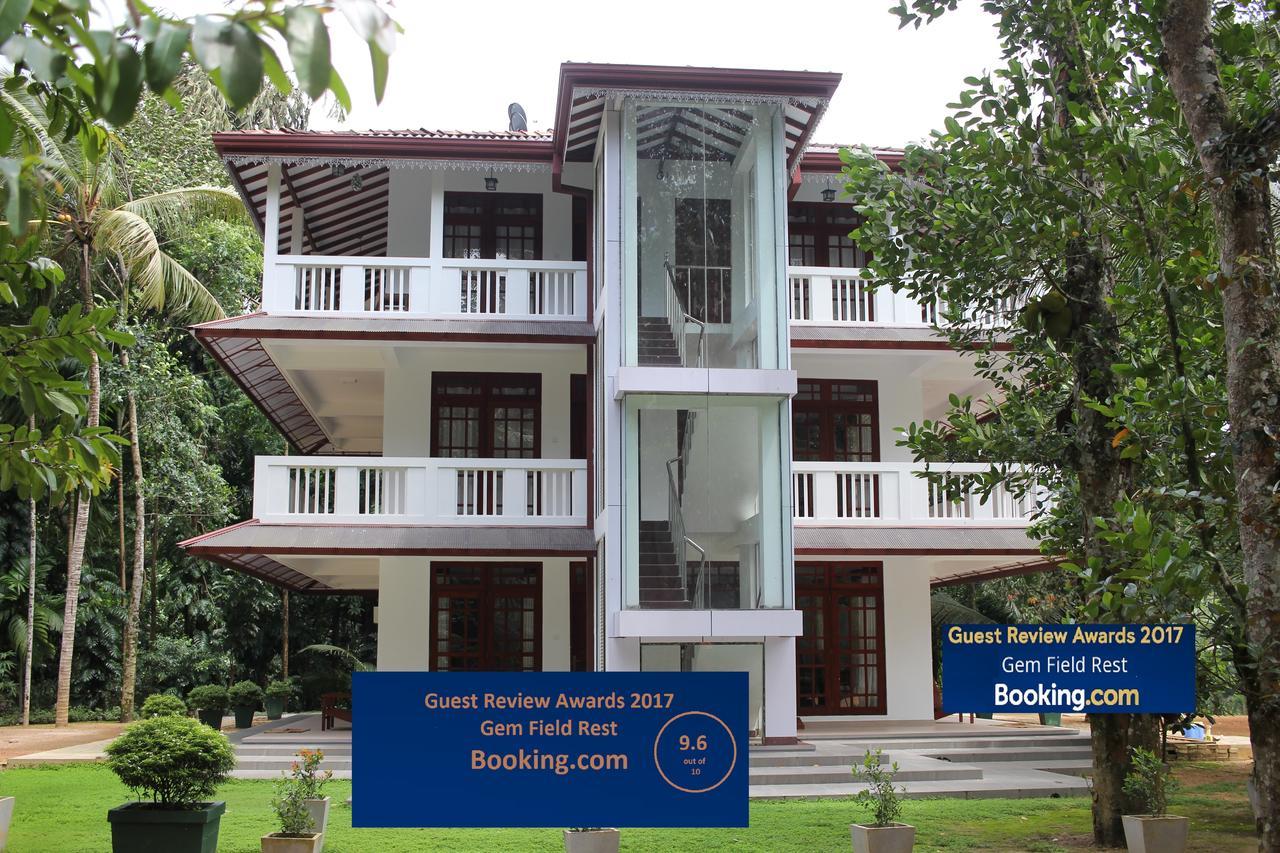 Gem Field Rest Bed & Breakfast Ратнапура Екстериор снимка